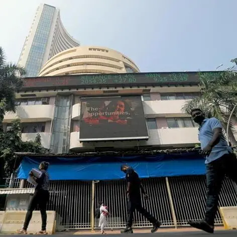 Indian shares inch up, but set for first weekly drop in four