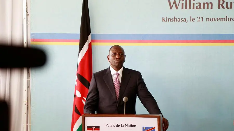 Kenya president, facing cash crunch, accuses tax agency of graft