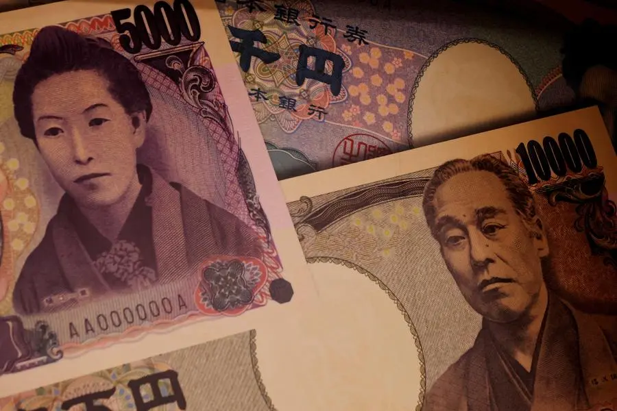 FILE PHOTO: Examples of Japanese yen banknotes are displayed at a factory of the National Printing Bureau producing Bank of Japan notes at a media event about a new series of banknotes scheduled to be introduced in 2024, in Tokyo, Japan, November 21, 2022. REUTERS/Kim Kyung-Hoon/File Photo , Reuters