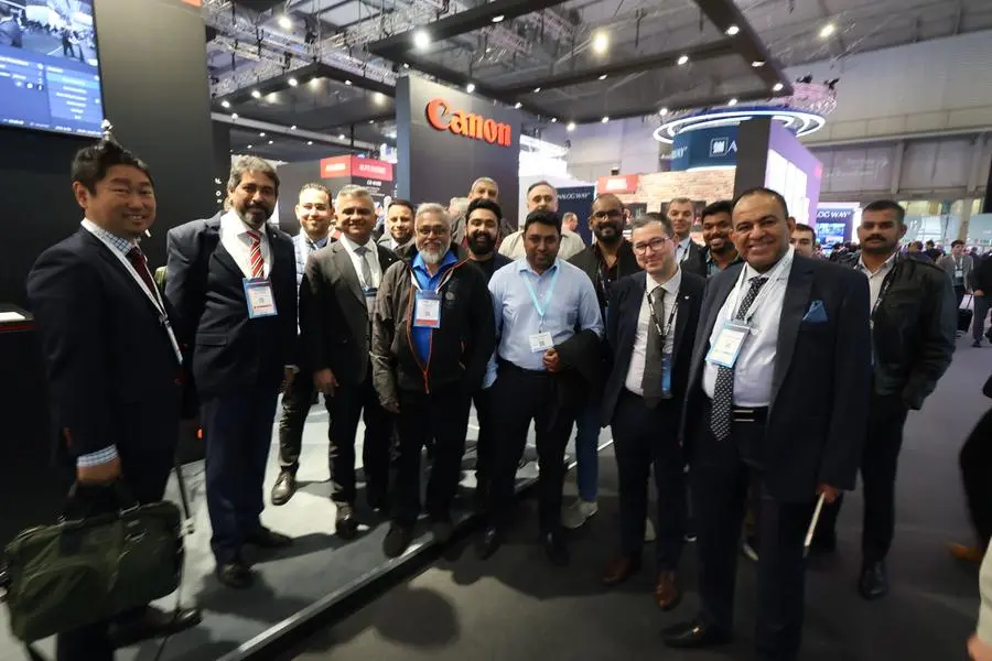 <p>Canon showcases 'Effortless Video Solutions'</p>\\n