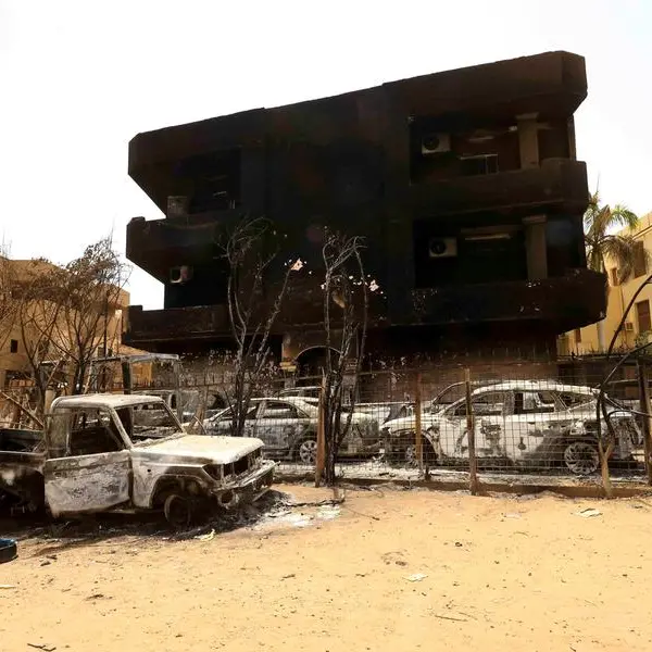 Air strikes hit Khartoum as seven-day ceasefire approaches