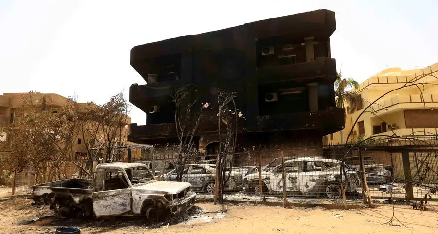 Air strikes hit Khartoum as seven-day ceasefire approaches