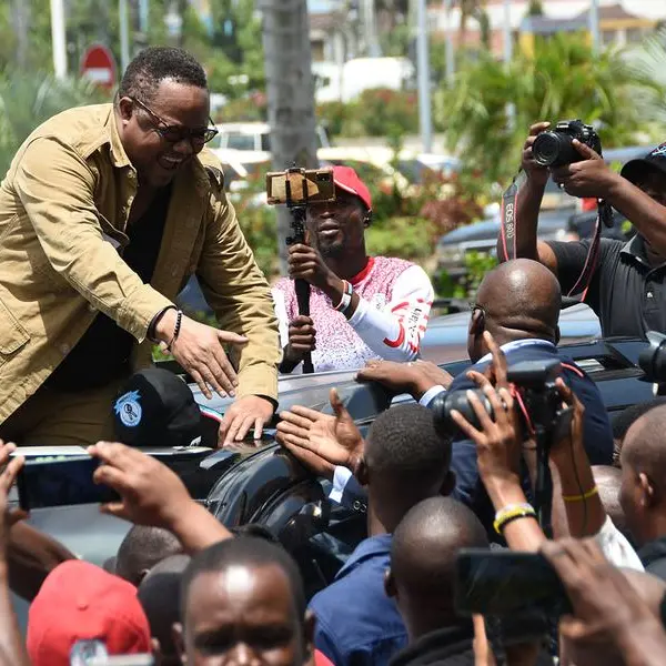 Tanzania arrests top opposition leader, blocks protest