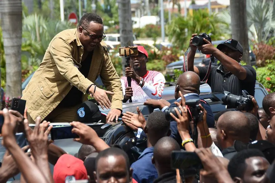 Tanzania arrests top opposition leader, blocks protest