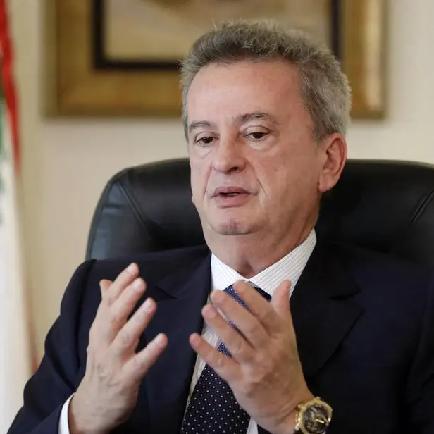 مُحدث- لبنان يجمد حسابات بنكية لحاكم مصرف لبنان السابق رياض سلامة