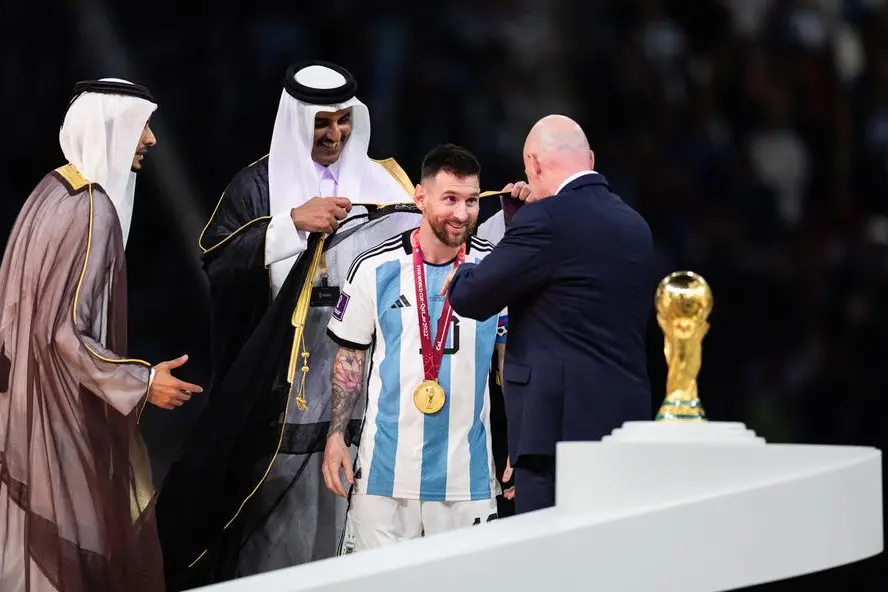 Qatar: Giant mural of Amir, Lionel Messi unveiled