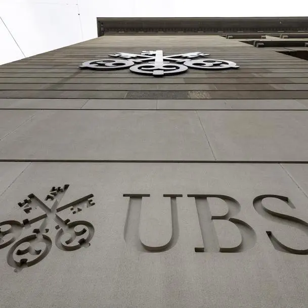 UBS considers delaying results after Credit Suisse rescue - FT