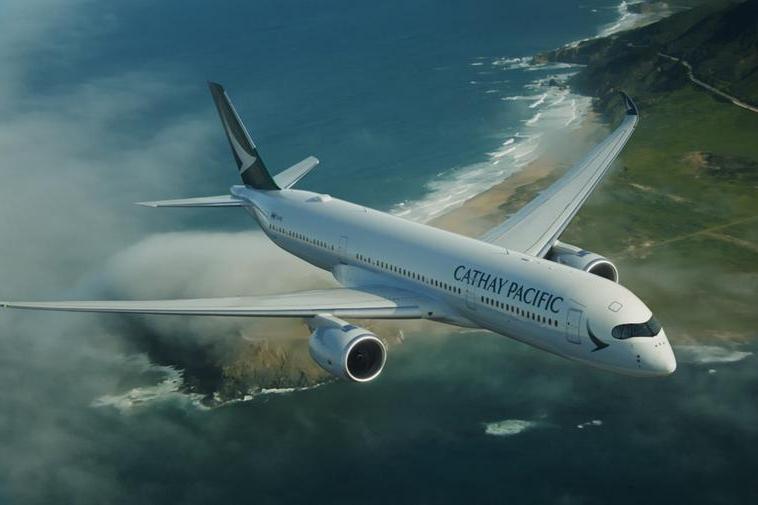 Qatar Airways sells entire Cathay Pacific stake for $897mln