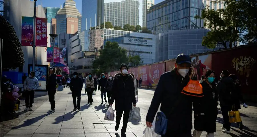 China's retail outlook dims after mid-year shopping festival flop