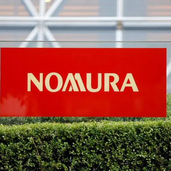 Nomura sees markets revenue beating goal as brokerage courts hedge funds