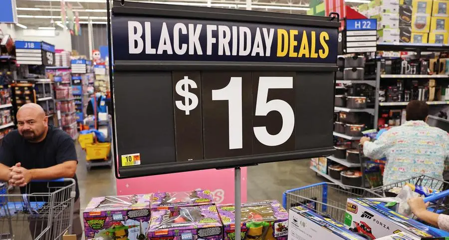 Deal deluge: Black Friday kicks off US holiday shopping season