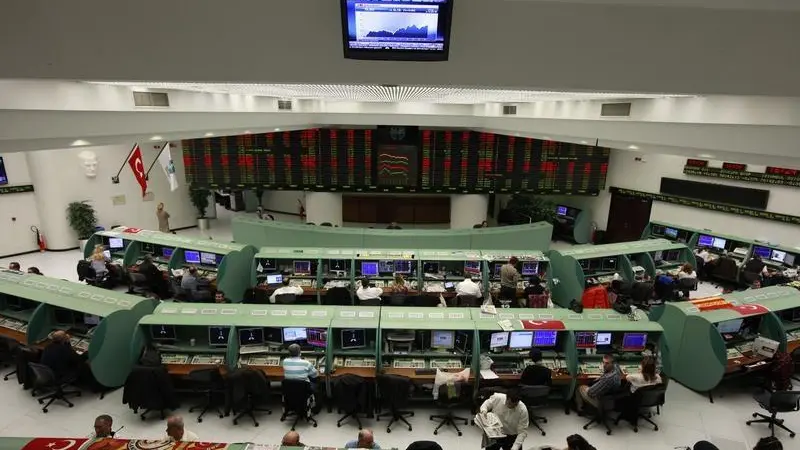Turkish stocks, lira stabilise as political tensions loom; bonds nudge higher
