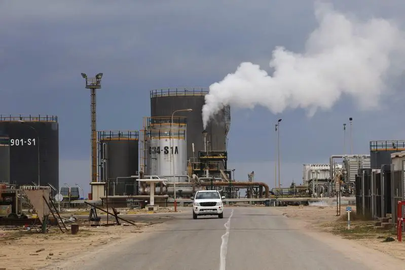 النفط الليبي يعود للأسواق العالمية