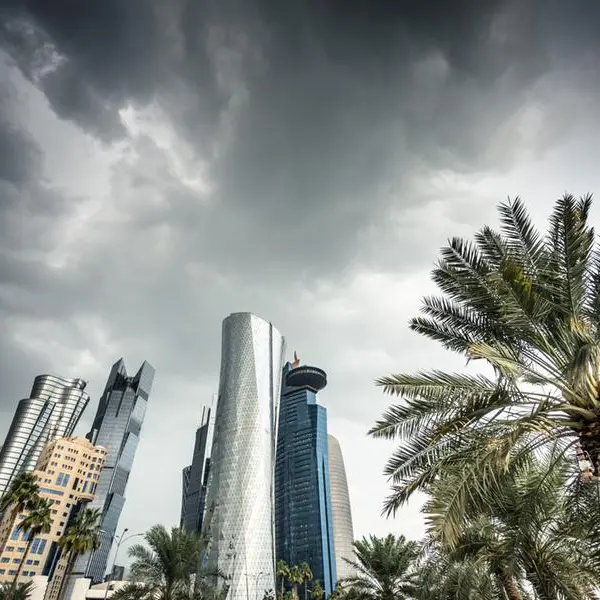 Qatar: Scattered clouds, chance of light rain