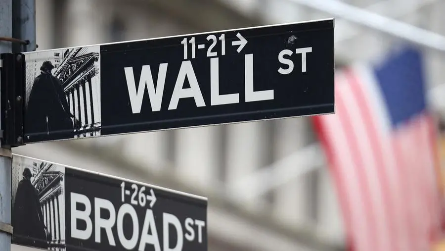 US Stocks: Wall Street ends higher as investors track US-China trade talks
