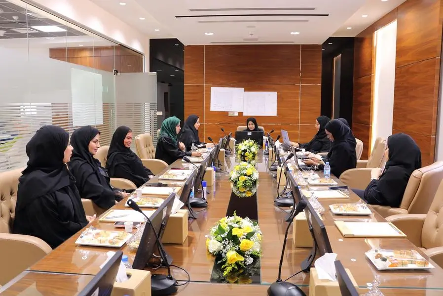The meeting was held at the AJBWC and attended by Aisha Khalfan Al Nuaimi, Vice Chairman of the AJBWC, members of the Board of Directors, and its employees