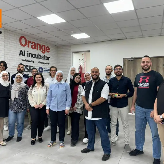 Participants in 3rd Cohort of Orange AI incubator learn about agile principles