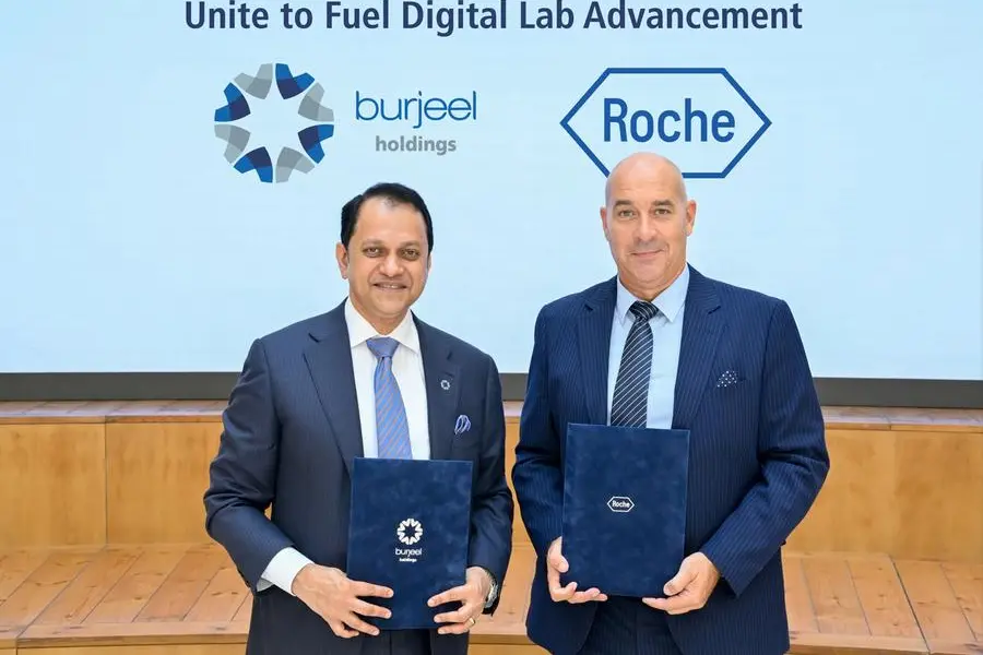 John Sunil, CEO, Burjeel Holdings and Guido Sander, GM, Roche Diagnostics Middle East, after signing the MoU. Image Courtesy: Burjeel Holdings