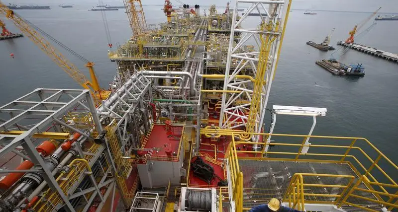 Singapore fuel oil stockpiles slip to 3-week lows