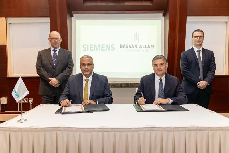 Left to right - Ricardo Ramos Fernández, Head of Mainline Business Segment at Siemens Mobility; Ayman Ashour, CEO of Siemens Mobility UAE; Hassan Allam, Chairman of Hassan Allam Construction and Andre Rodenbeck, CEO of Rail Infrastructure at Siemens Mobility