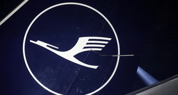 Lufthansa reaches pay deal with cabin staff, union says