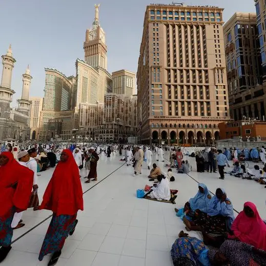 Makkah police arrests resident for promoting fraudulent Haj packages on social media