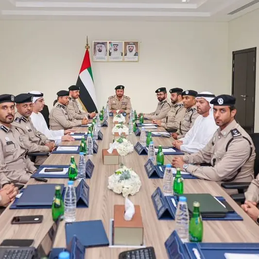 Sharjah Police Supreme Command Committee reviews security plans