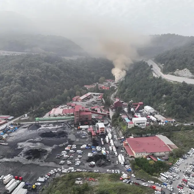 Nearly 500 miners occupy Turkey mine against privatisation