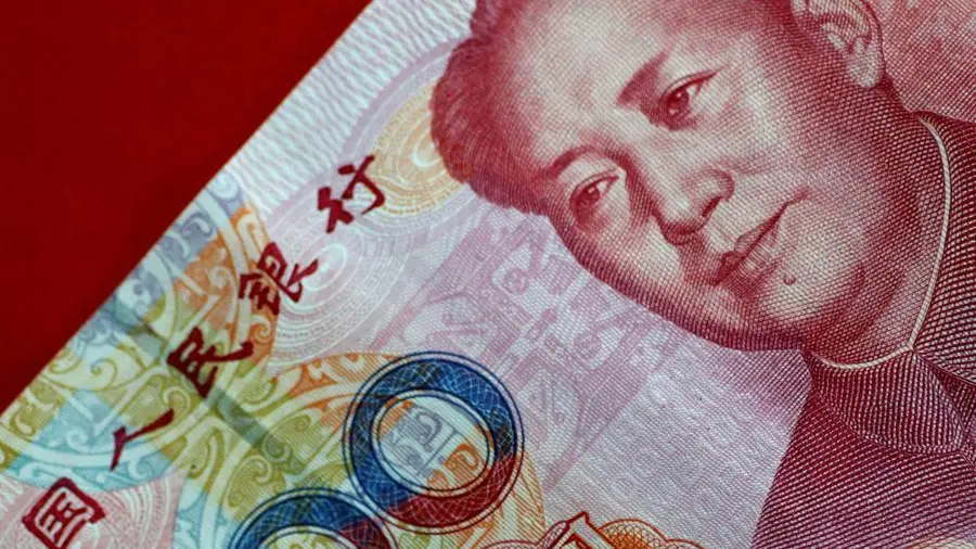 Yuan inches lower, firmer fix stabilizes effects of low Chinese yields