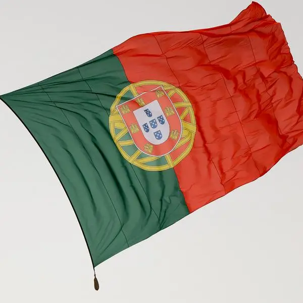 Portugal to swear in already fragile government