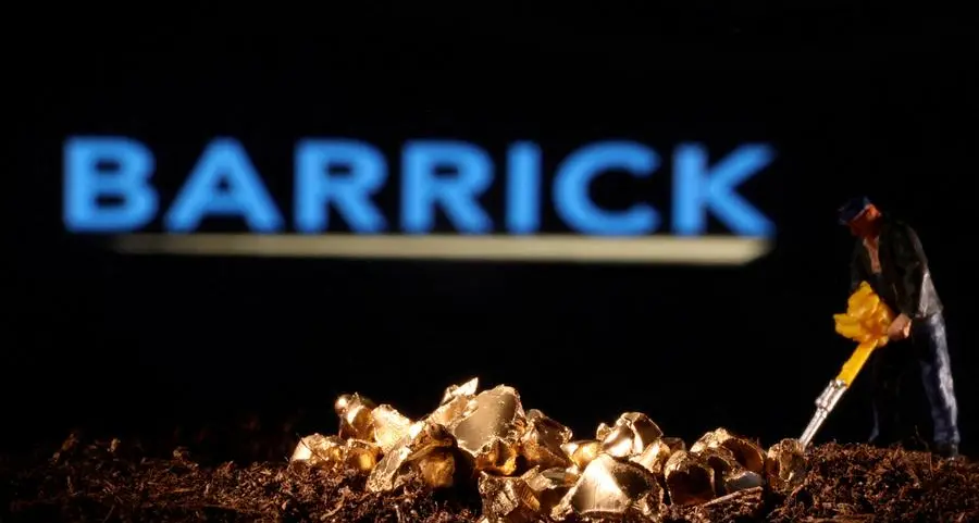 Egypt, Barrick Gold sign framework agreement to reinforce gold mining investments