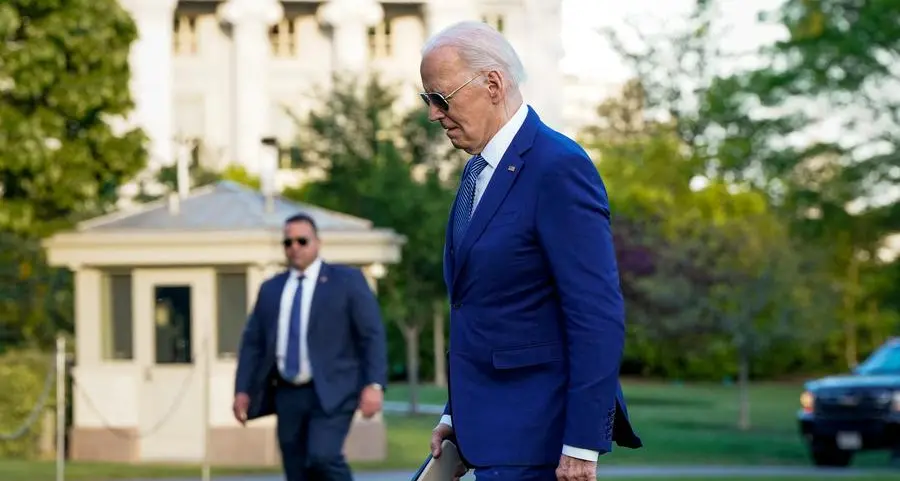 After battle with Republicans, Biden to sign Ukraine aid package