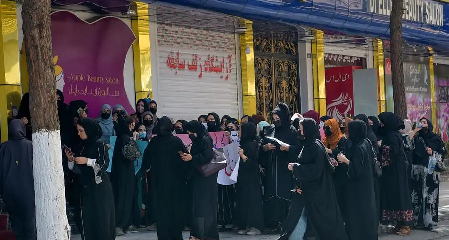 Afghan women protest against beauty parlour ban