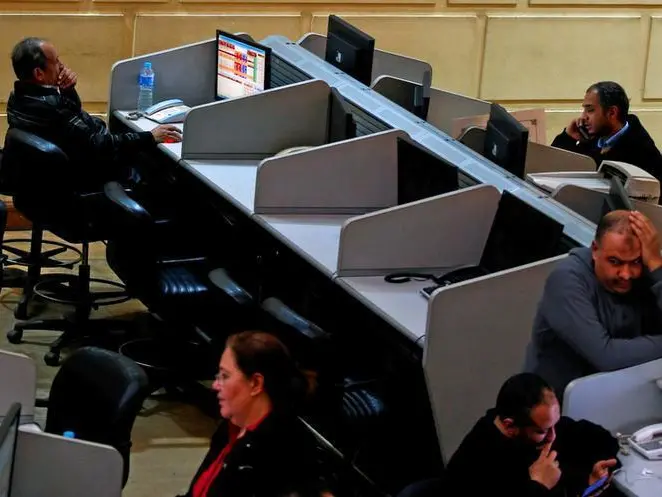 صيدلية العزبي المصرية تعتزم طرح عام أولي لحصة 20-30% خلال 2027 في بورصة مصر