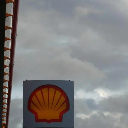 Shell pivots back to oil to win over investors -sources