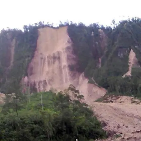 Powerful earthquake strikes Papua New Guinea
