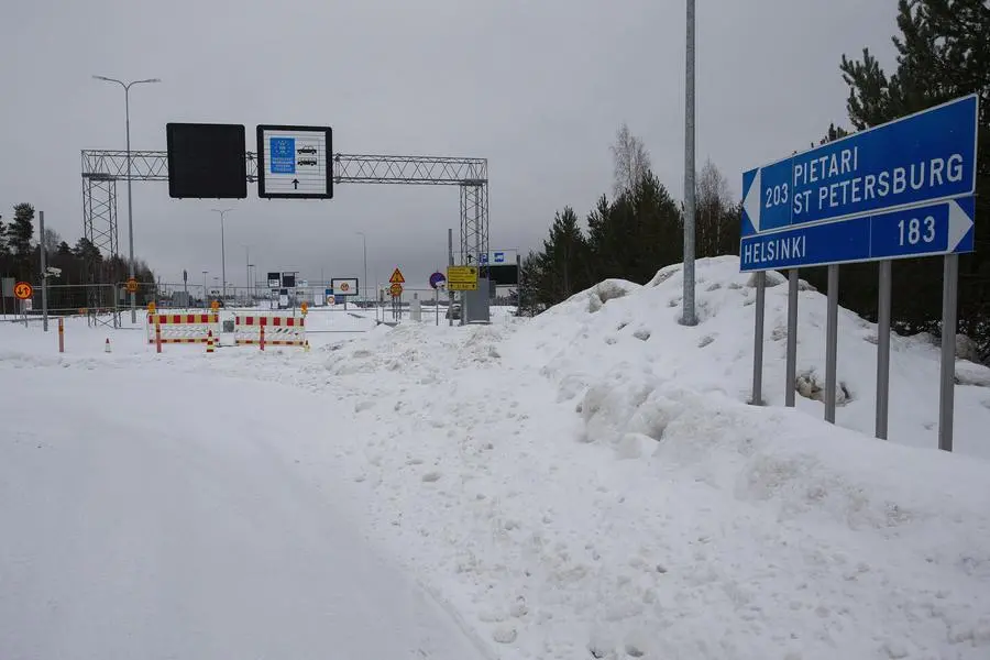 Finland extends Russia border closing until April 14