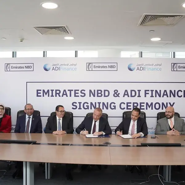 بنك الإمارات دبي الوطني-مصر يوقع عقد تمويل بقيمة 400 مليون جنيه مع شركة أبو ظبي الإسلامي للتمويل \"ADIFinance\"