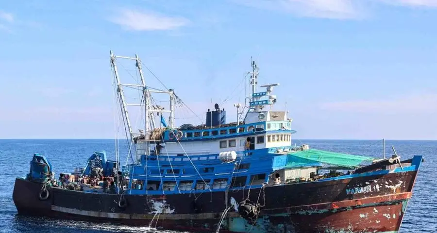 Oman: MAFWR suspends fishing license applications