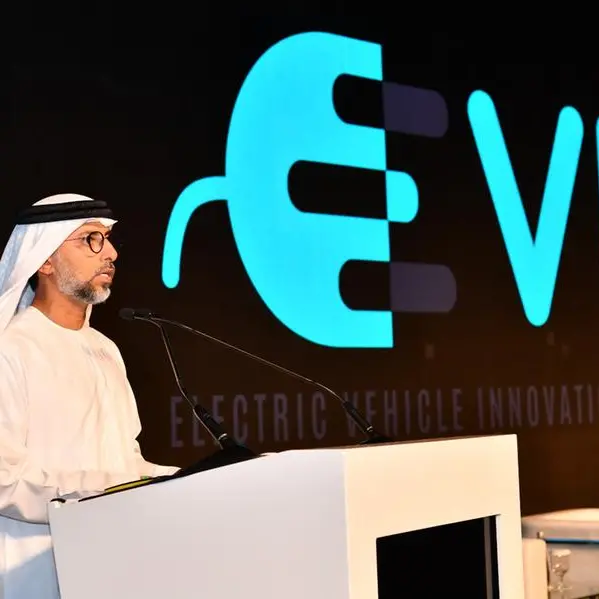 سهيل المزروعي: التحول إلى المركبات الكهربائية في الإمارات يشهد نمواً ملحوظاً