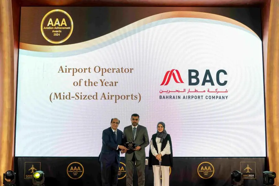 <p>Bahrain International Airport receives &lsquo;Airport operator of the year for medium size airport&rsquo; and &lsquo;Aviation sustainability award&rsquo;</p>\\n