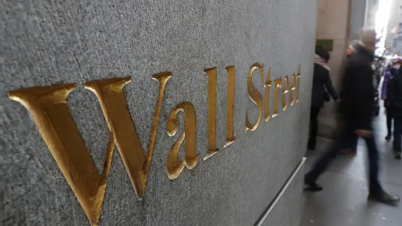 Wall St Week Ahead: Lofty US stocks leave investors punishing earnings disappointments