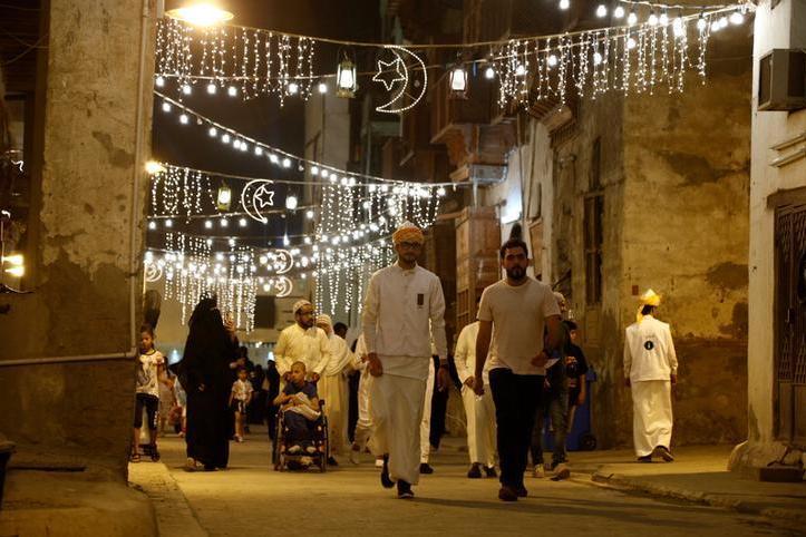 Ramadan begins Wednesday in Saudi Arabia after moon sighting