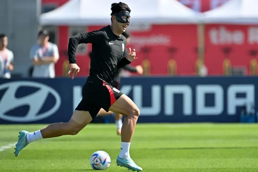 Son able to play in S. Korea's World Cup opener after injury