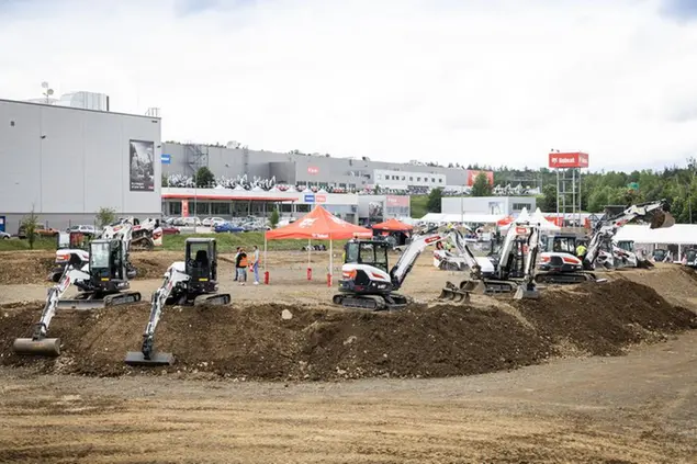 <p>Bobcat Demo Days 2024 features more than 90 machines and innovations spanning manufacturer&rsquo;s full equipment portfolio</p>\\n