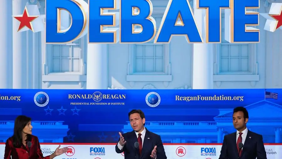 Republicans seek breakout in second presidential primary debate