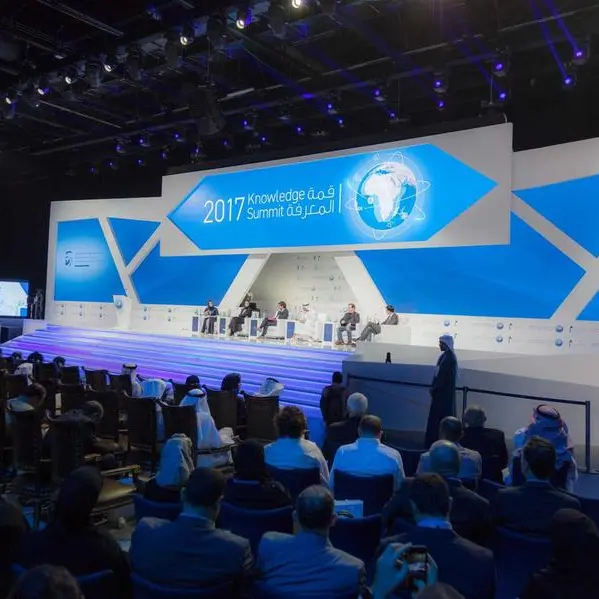 Technology and artificial intelligence: Two pillars for sustainable health future as knowledge and medicine evolve