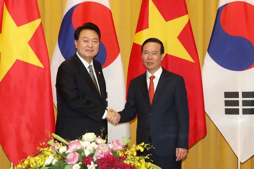 Vietnam, S.Korea sign cooperation deals including on minerals