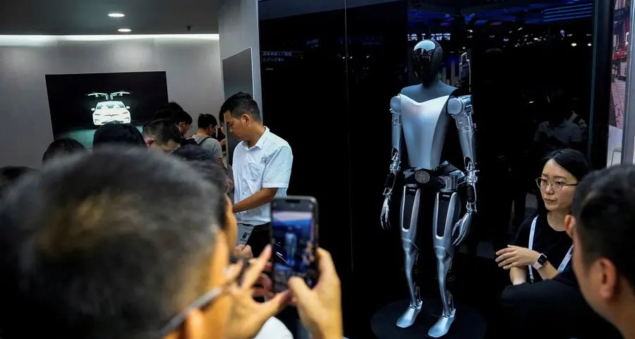 Tesla to have humanoid robots for internal use next year, Musk says