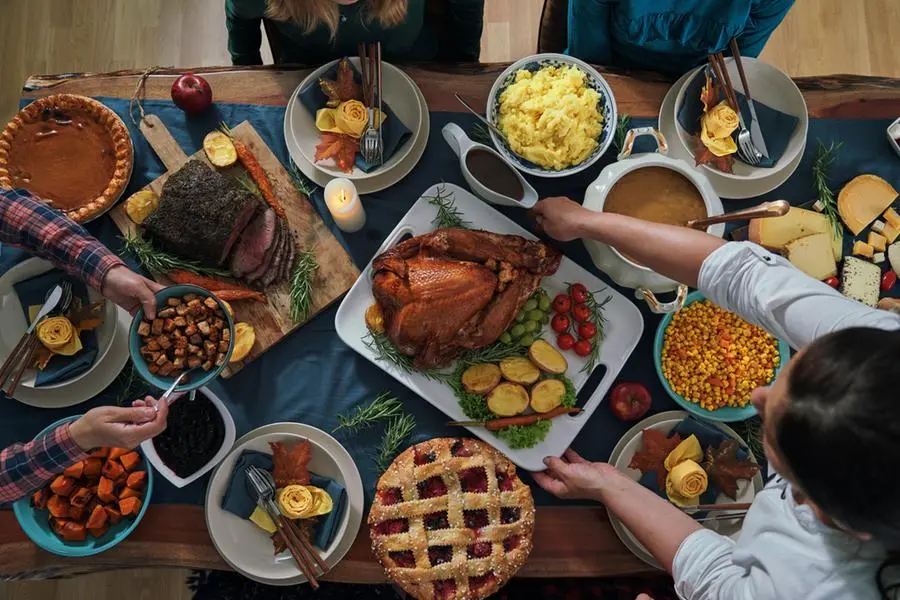 The Family Thanksgiving Traditions Our Editors Cherish